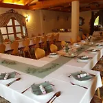 Hotel Landgasthof Hirsch 3*