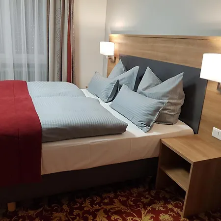 Otel Landgasthof Hirsch