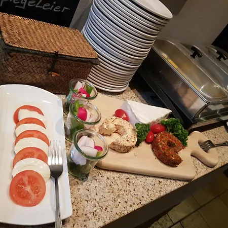 Landgasthof Hirsch מלון Marktlustenau