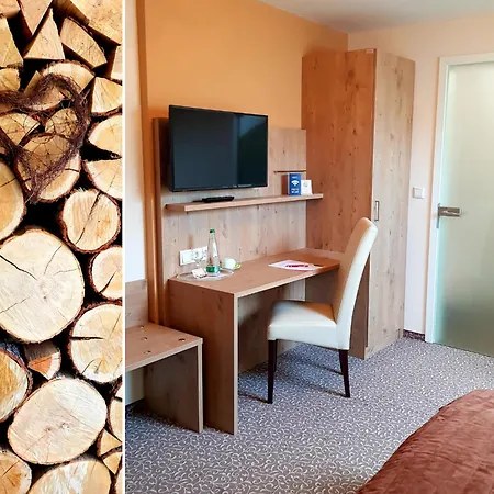 Landgasthof Hirsch ホテル 3*