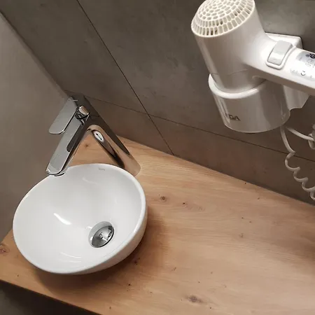 ホテル Landgasthof Hirsch 3*