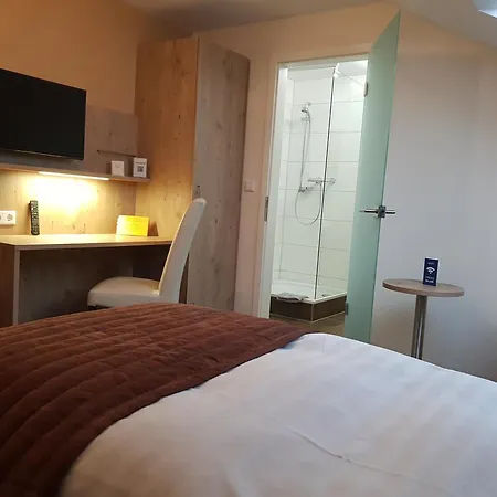 Otel Landgasthof Hirsch Marktlustenau