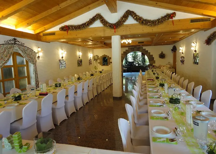 Landgasthof Hirsch מלון 3*